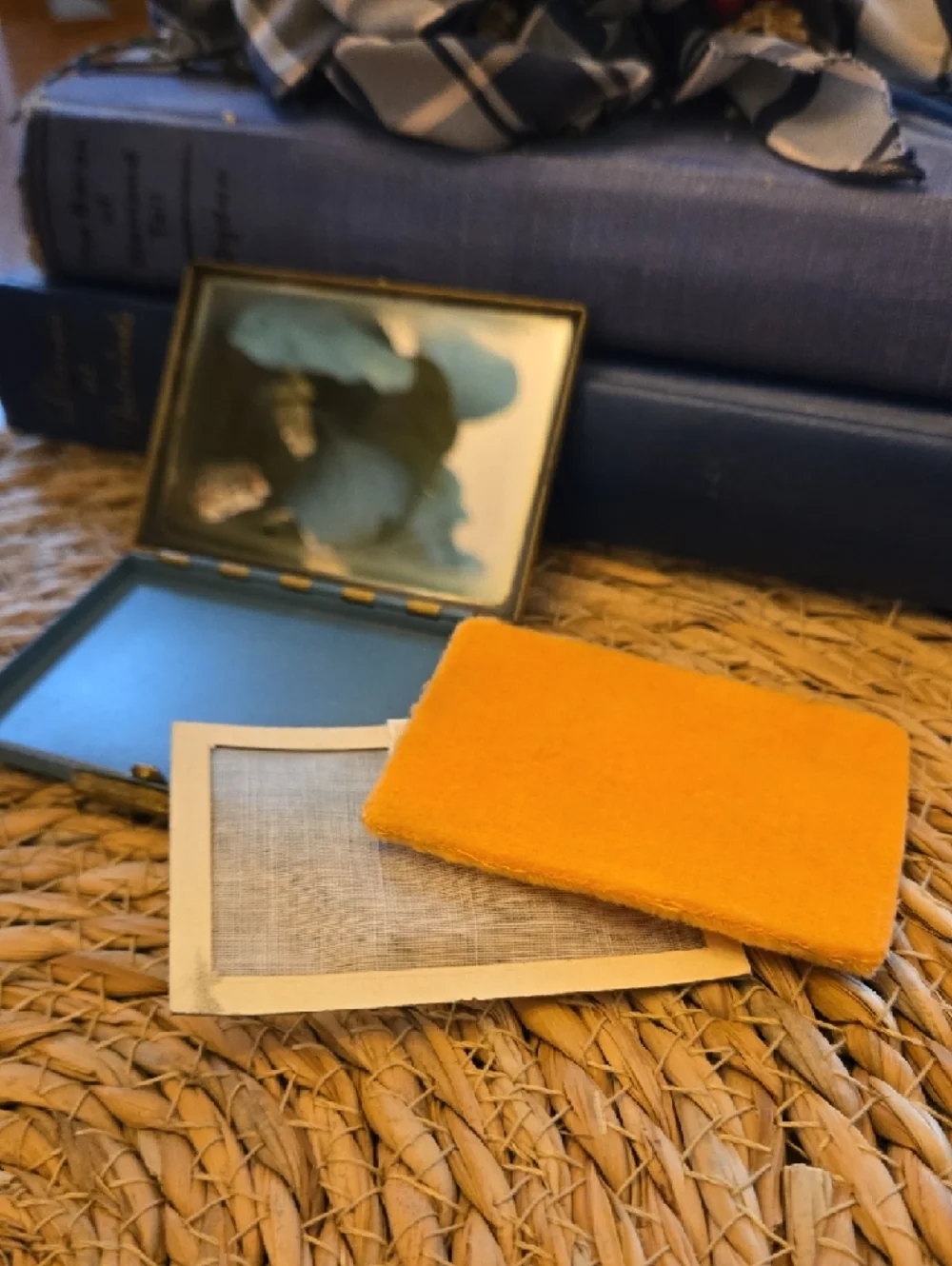 Vintage United States Army Eagle Powder Compact